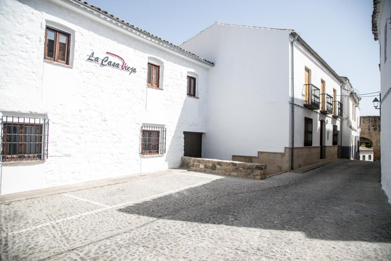 Apartamentos Turisticos La Casa Vieja Sabiote Eksteriør billede