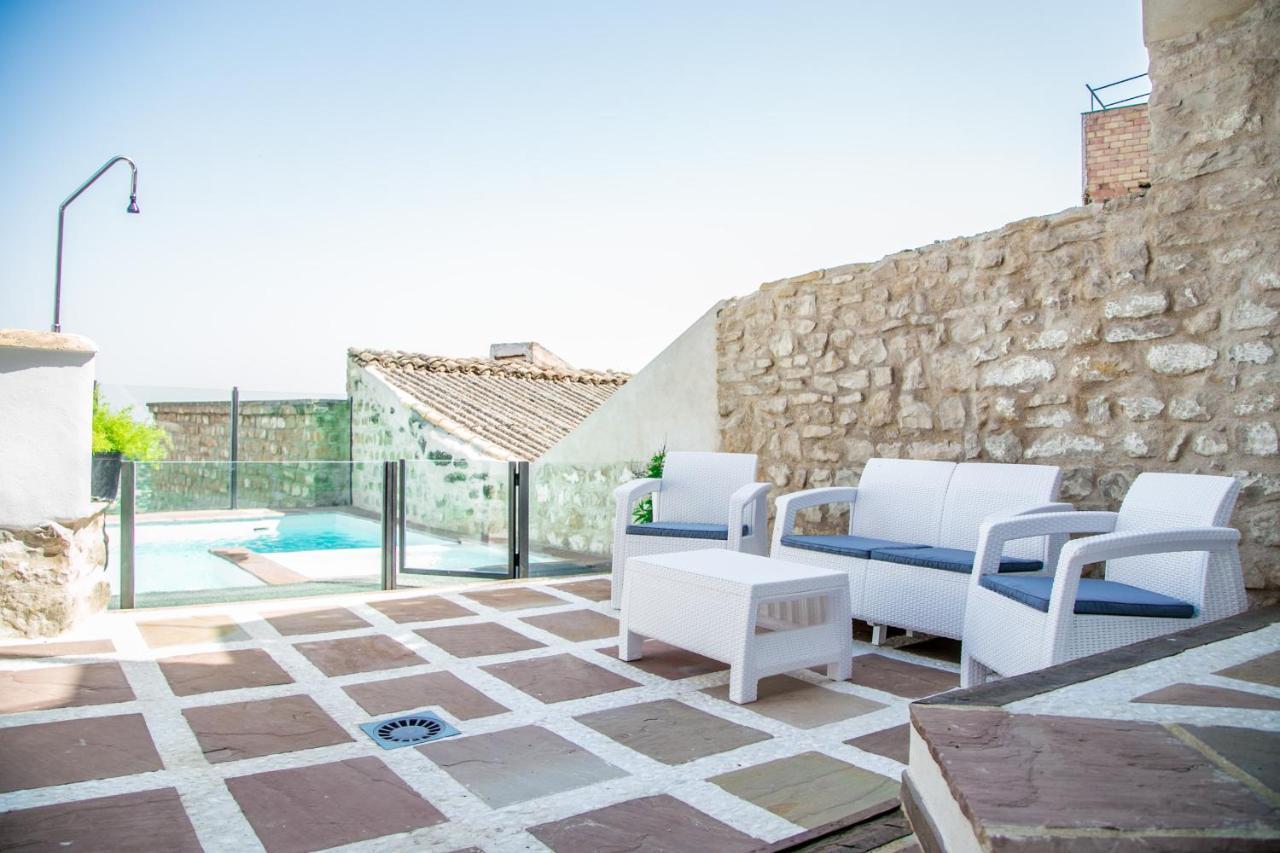 Apartamentos Turisticos La Casa Vieja Sabiote Eksteriør billede